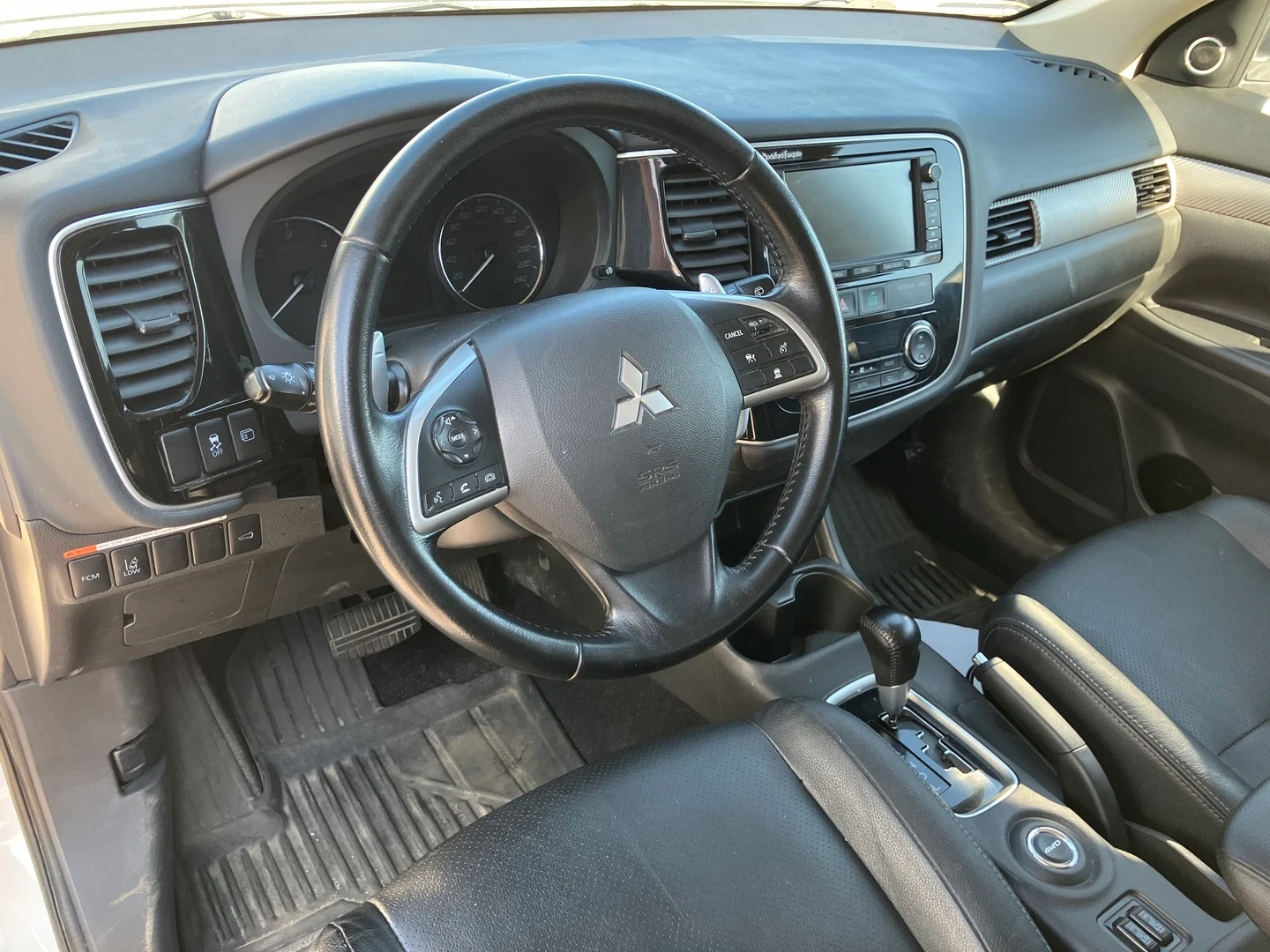 Car Image - 3lgebAYKT1vVIGzORAqM3K