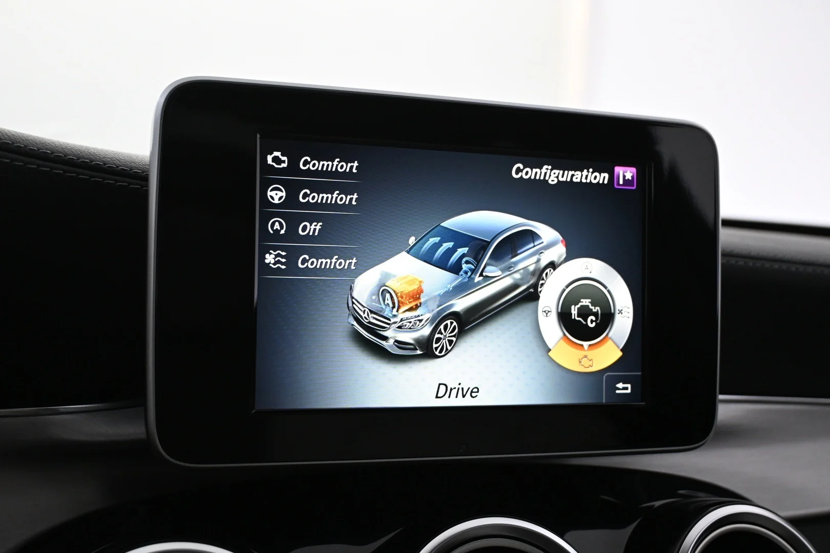 Car Image - 4p2JNSYmC5nopIULj7WLo7