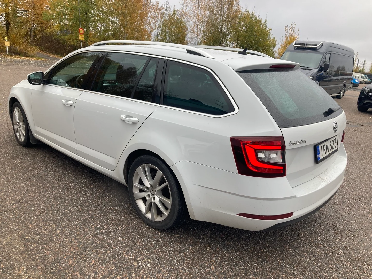 Car Image - 2LJzkILvI7qXskB8sKaR12