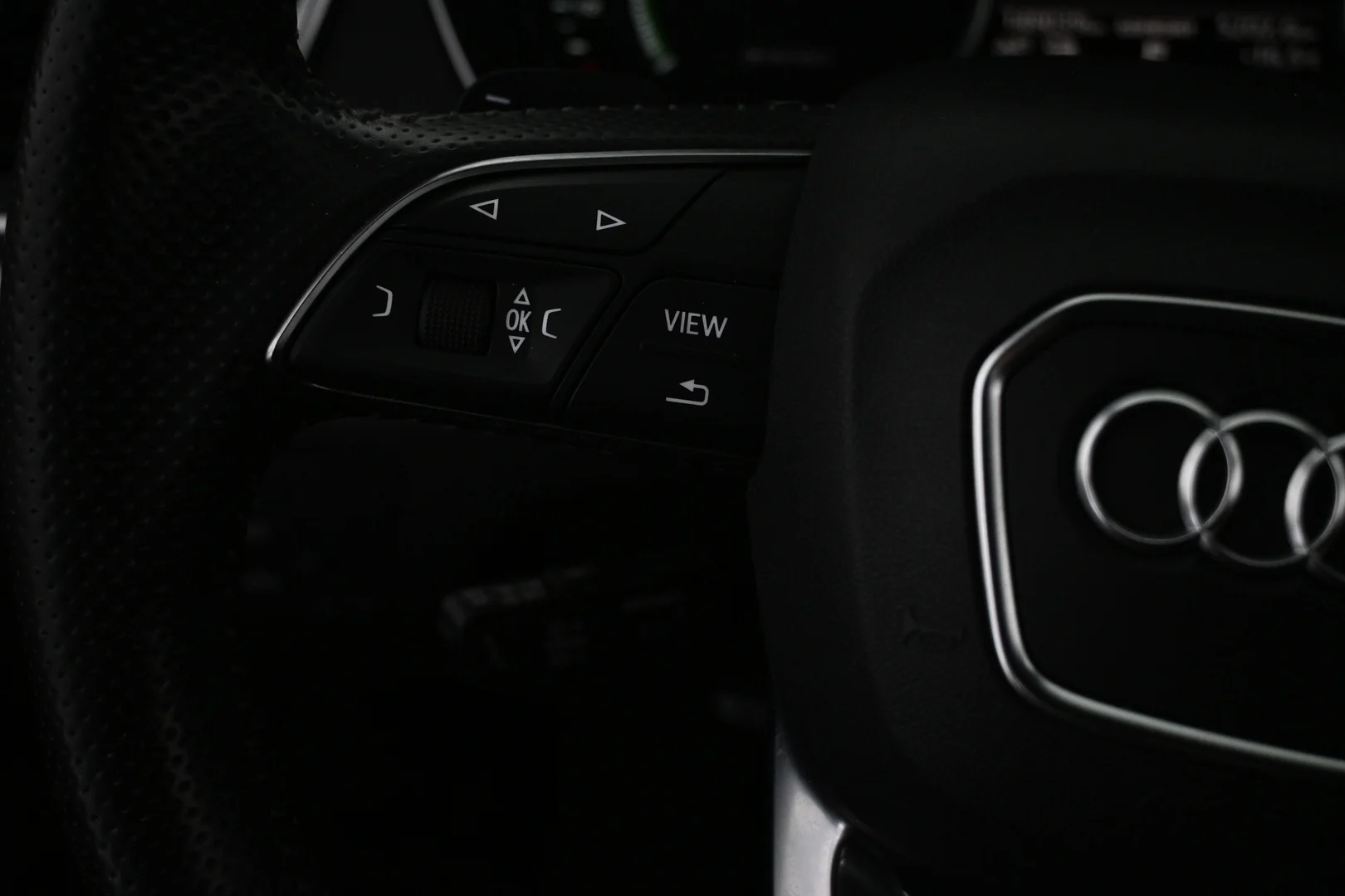 Car Image - 3uQYyoqqhH3JWsFuqzKwpn