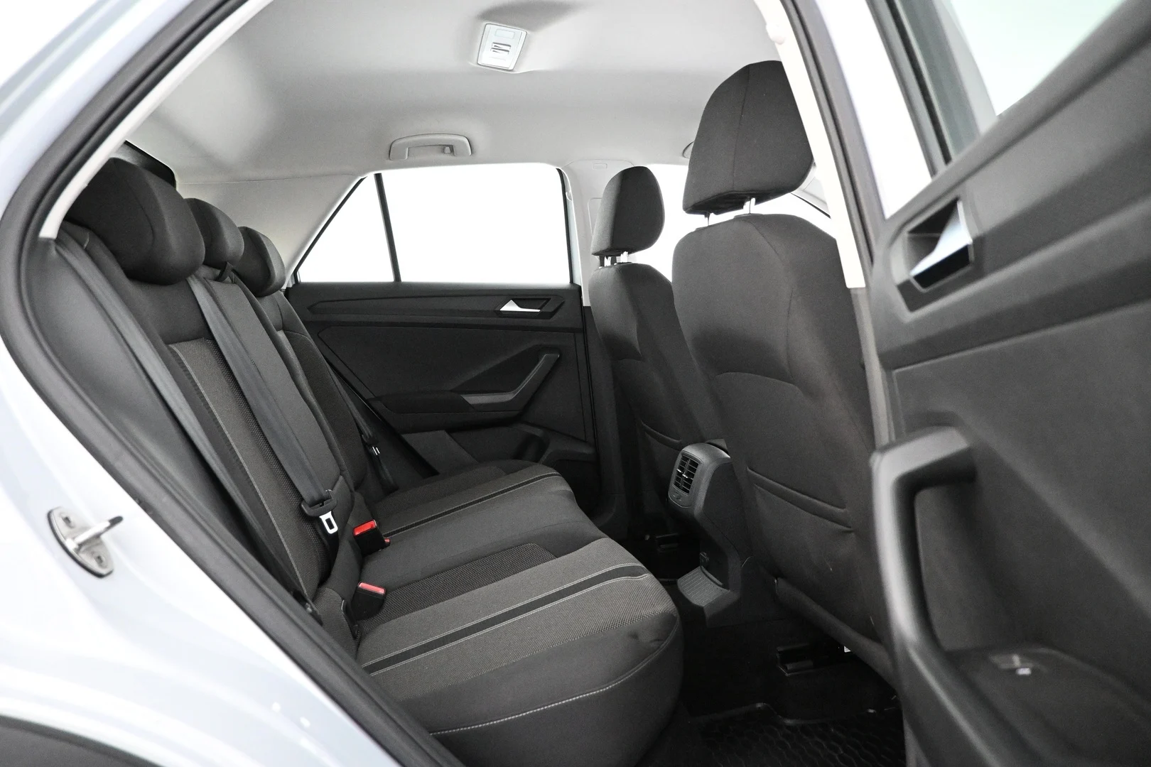 Car Image - 6bqaEdko1Juxq4OrAf8Zr1
