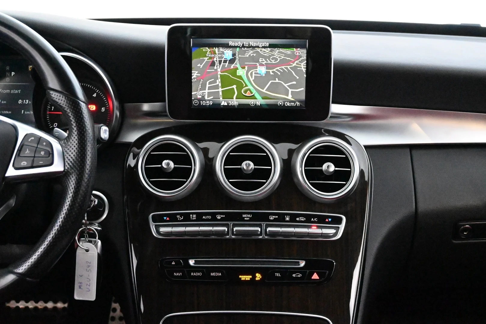 Car Image - kcPEWZjmKUeWutlnNkbJk