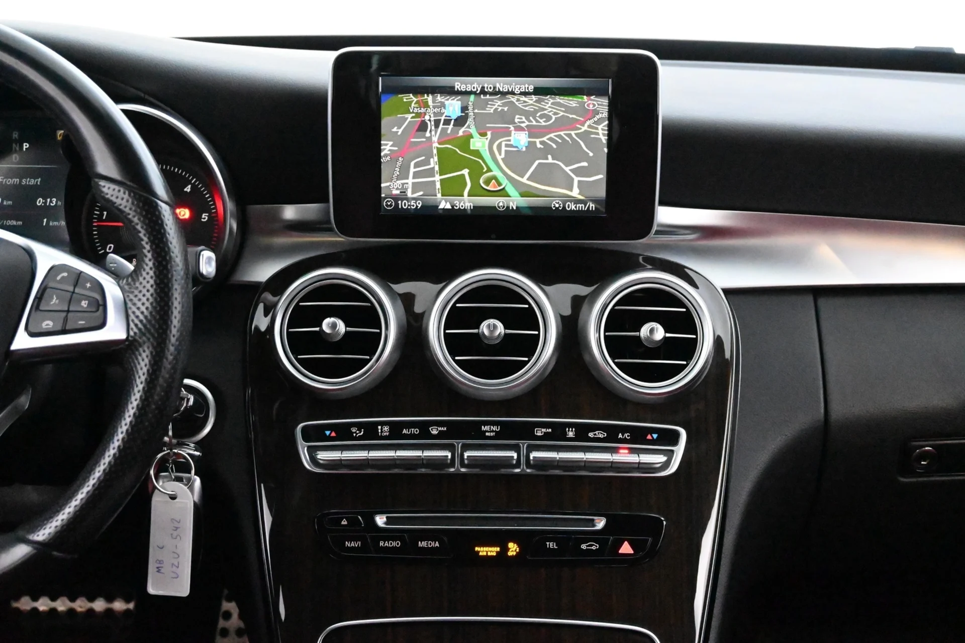 Car Image - kcPEWZjmKUeWutlnNkbJk