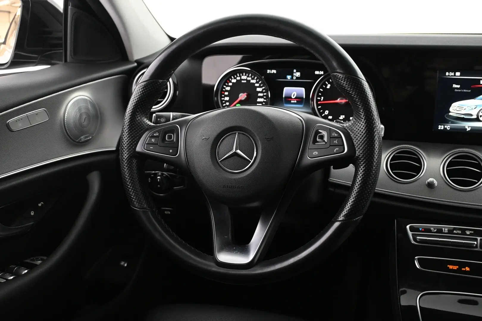 Car Image - 4ycieKp5HddTie2lj6d9zV