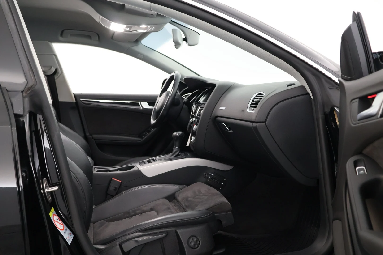 Car Image - 3sN11yCgSwk4Vcs7nBKQZP