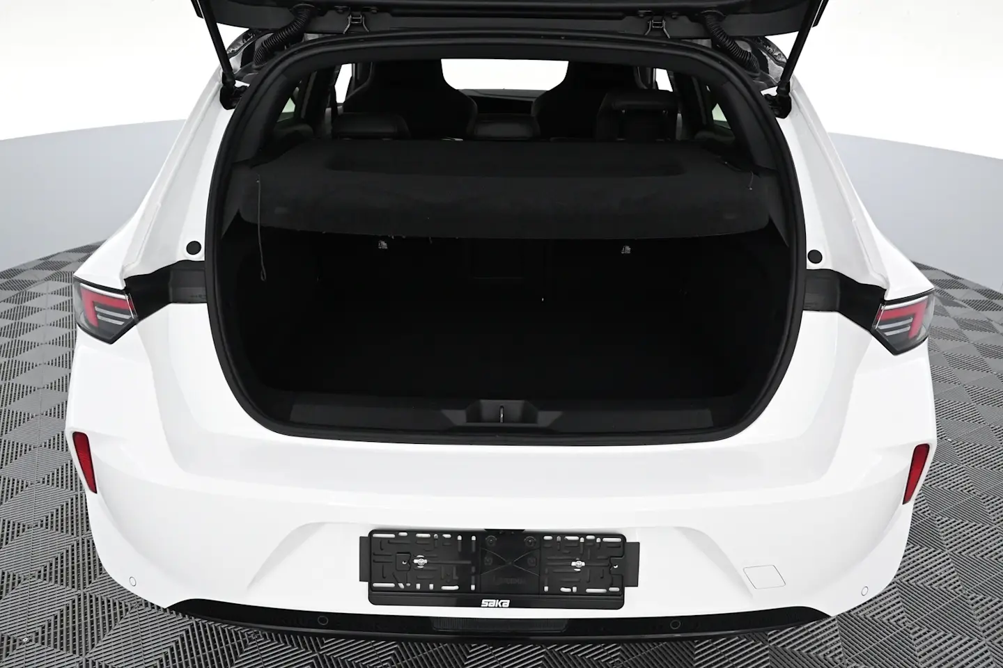 Car Image - ZzA29Sq9YYtjONGSctIL0