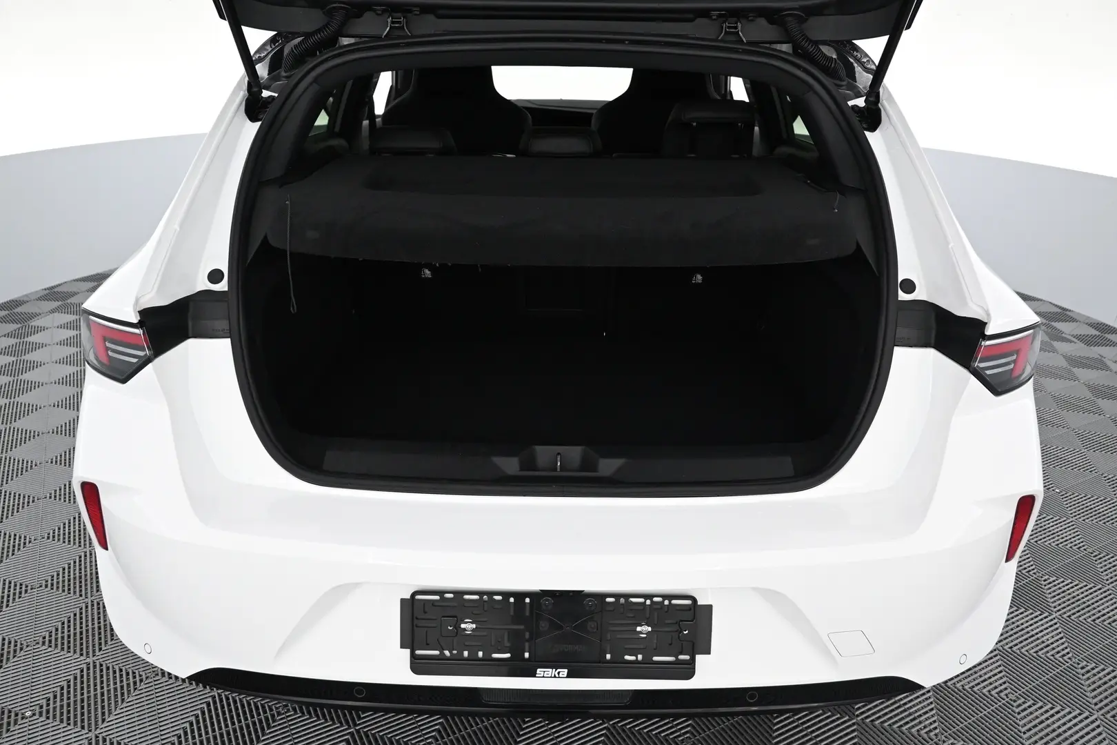 Car Image - ZzA29Sq9YYtjONGSctIL0