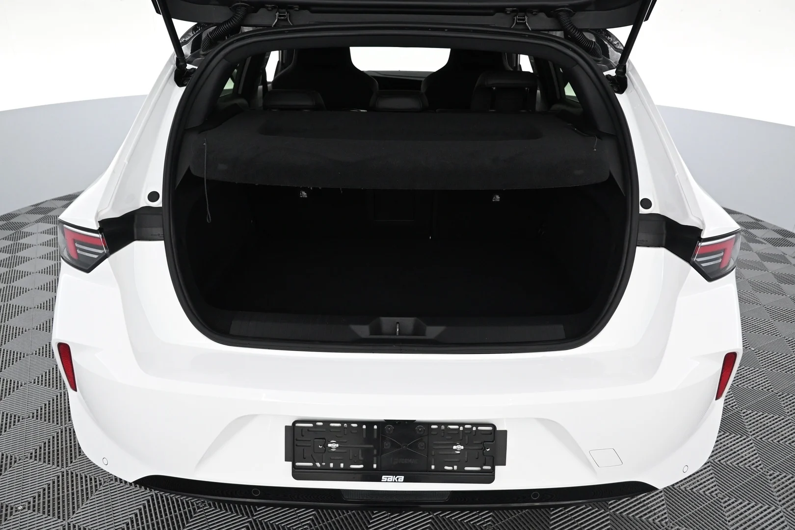 Car Image - ZzA29Sq9YYtjONGSctIL0