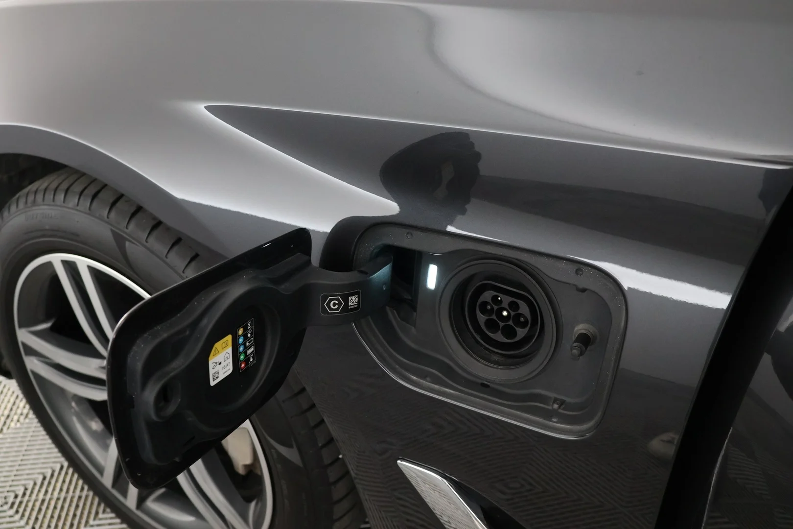 Car Image - 6xuAlqxzi9rqZBauDQL2px