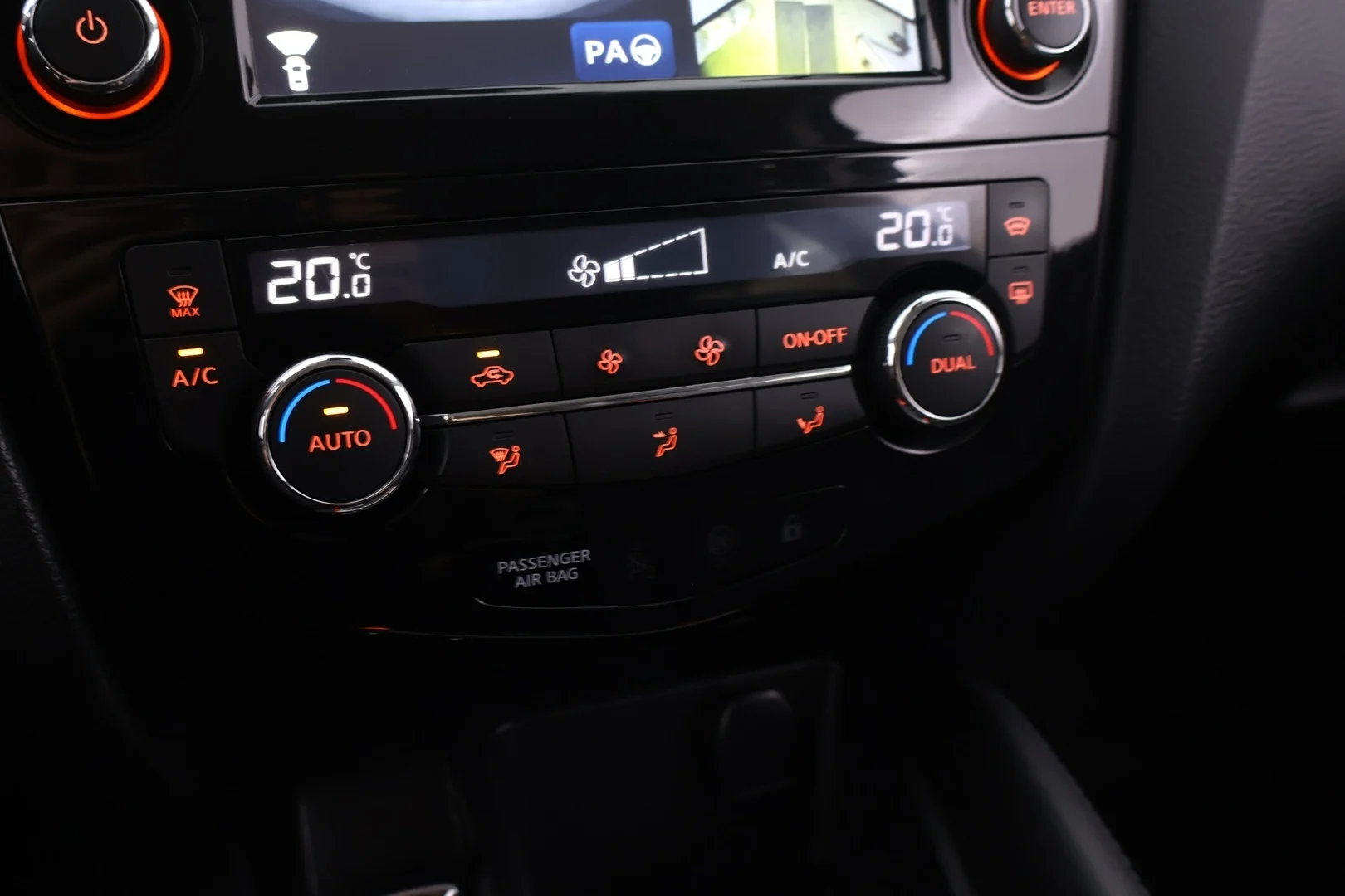 Car Image - 73NUDeNsQKt0s6Q0OqydeM