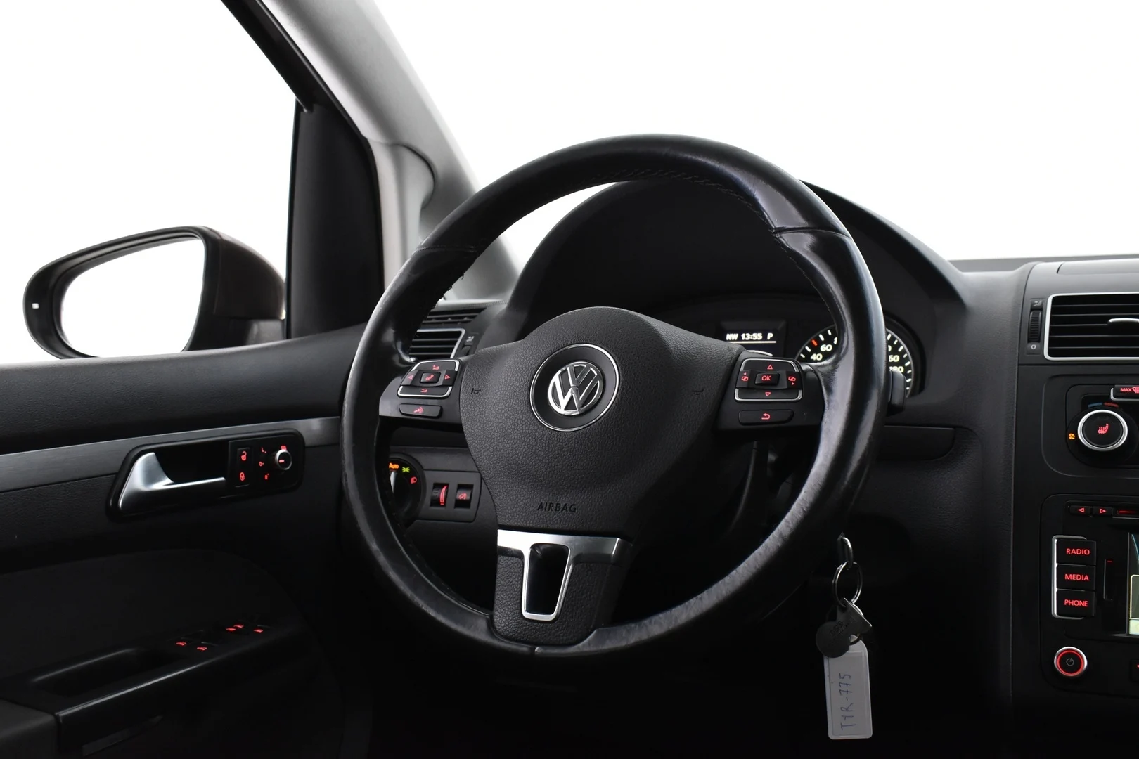 Car Image - 4nSPRrwj5JGnc6v37TbOy4