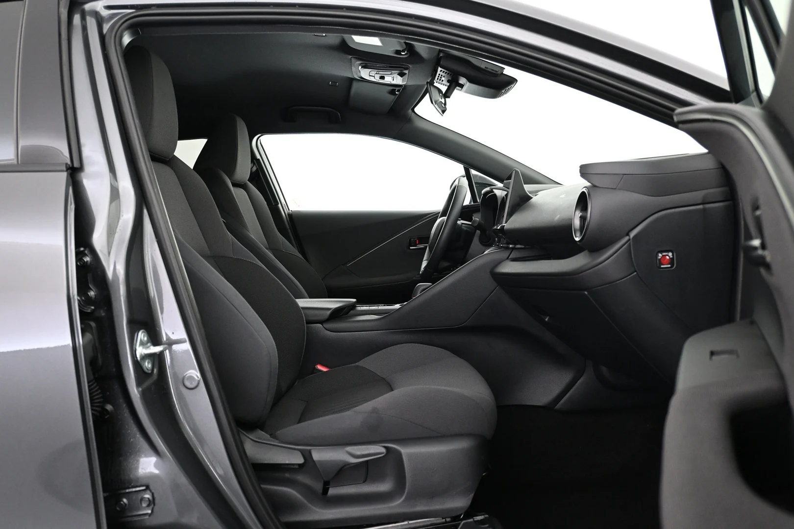 Car Image - 1vZUpPovSojF1xM1gdrq2u