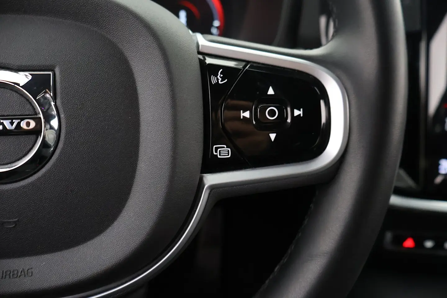 Car Image - 3uhiCVC8M0BuOMniQkR9yc