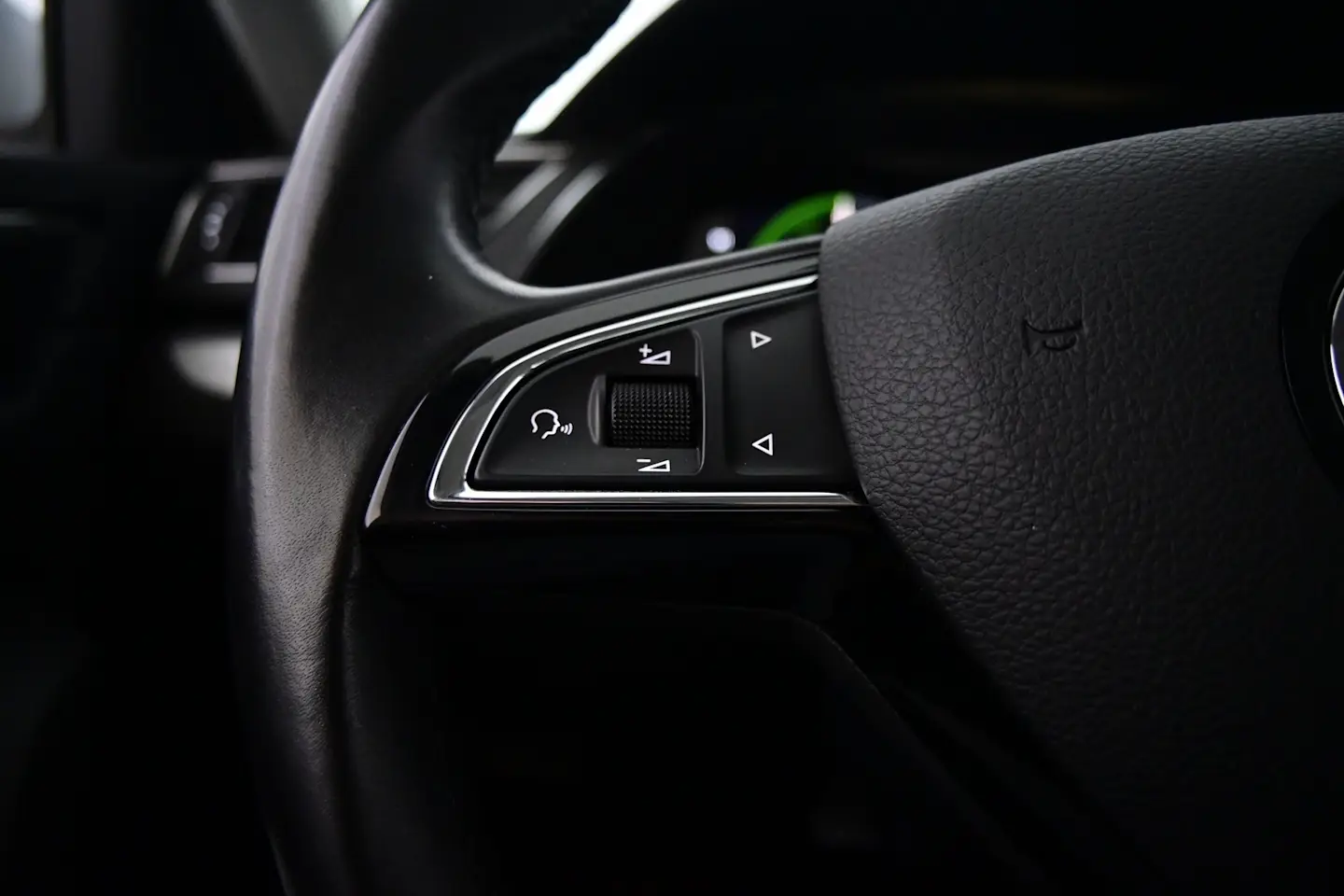 Car Image - 6uTsO0BUR00TU4WR8BXMeA