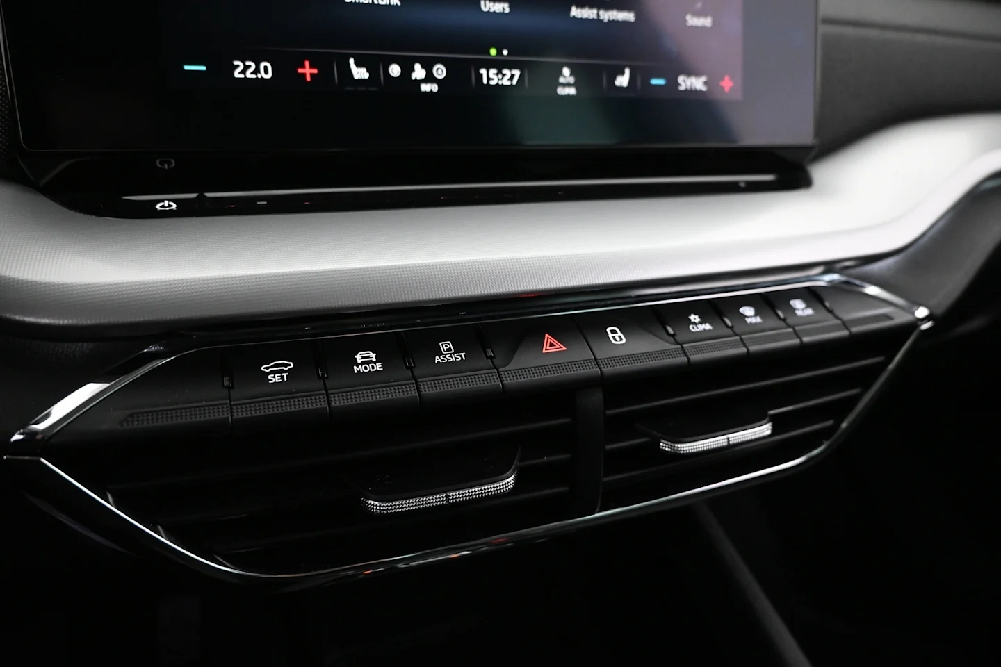 Car Image - 1RX7nvPWSSfk0Zmnsu7xTo