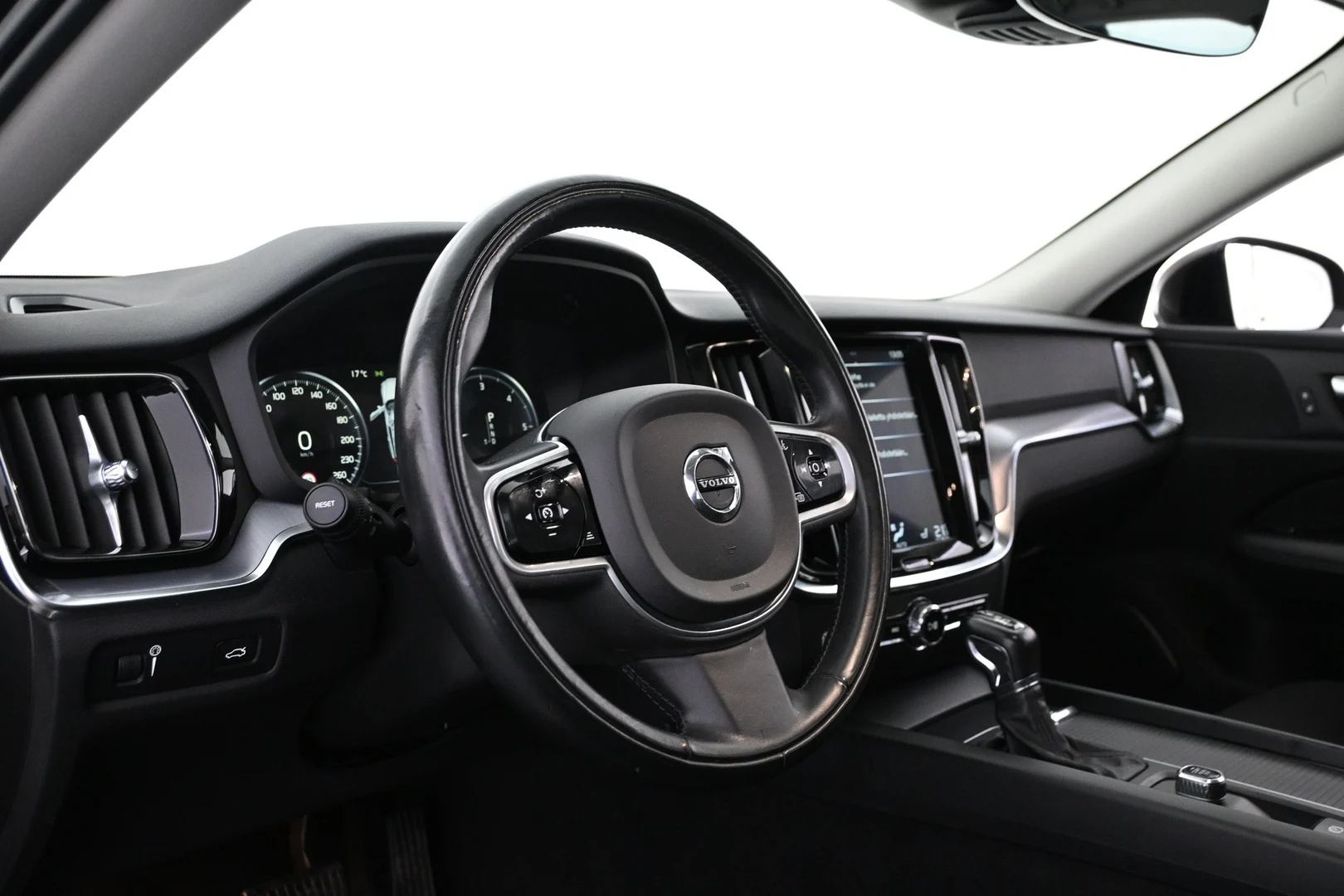 Car Image - 3JkC7NHu7FPXyoSHdbHMxf