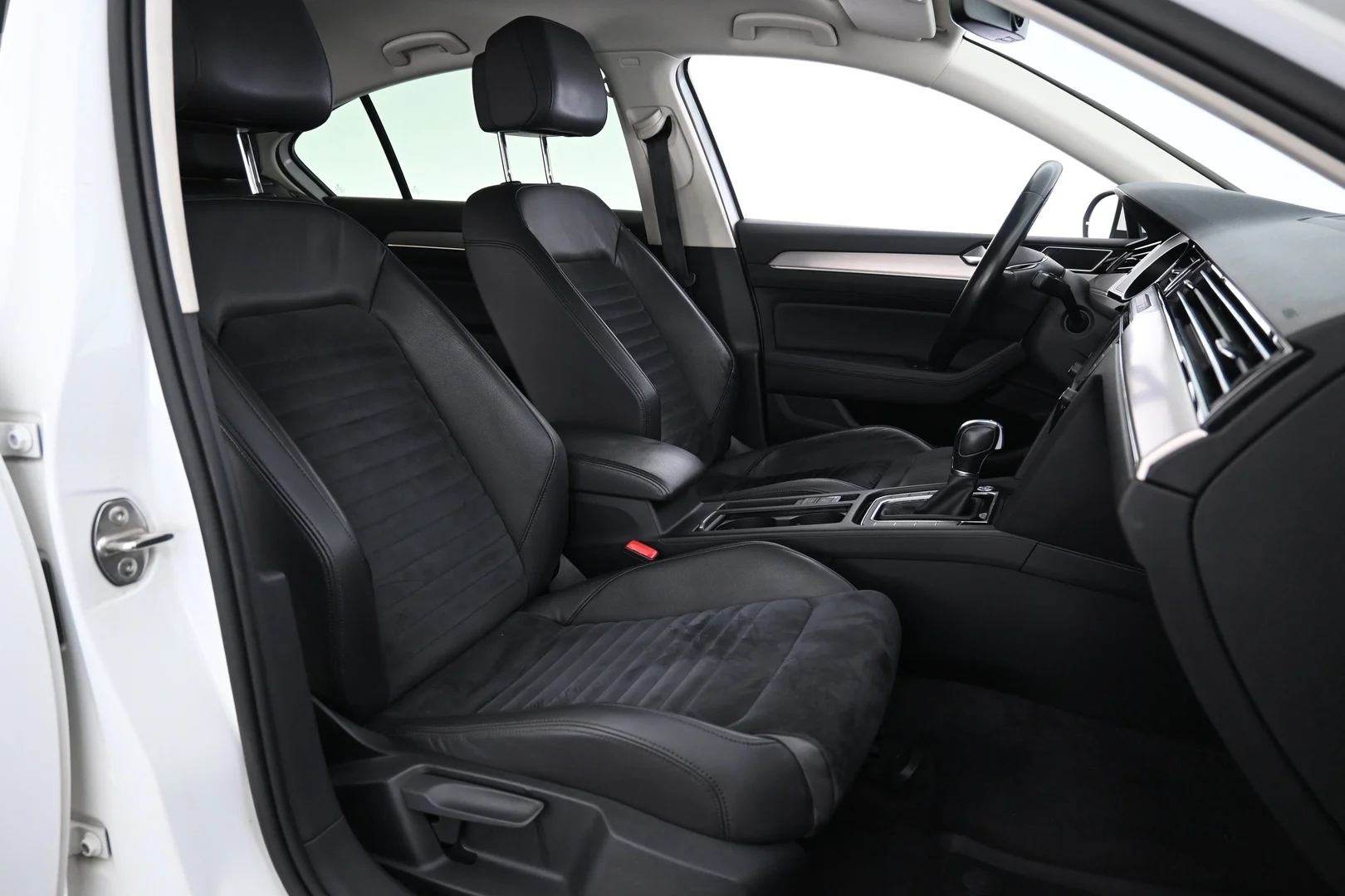 Car Image - 3sQIPFMmKCXQL4A5UK0UZ6