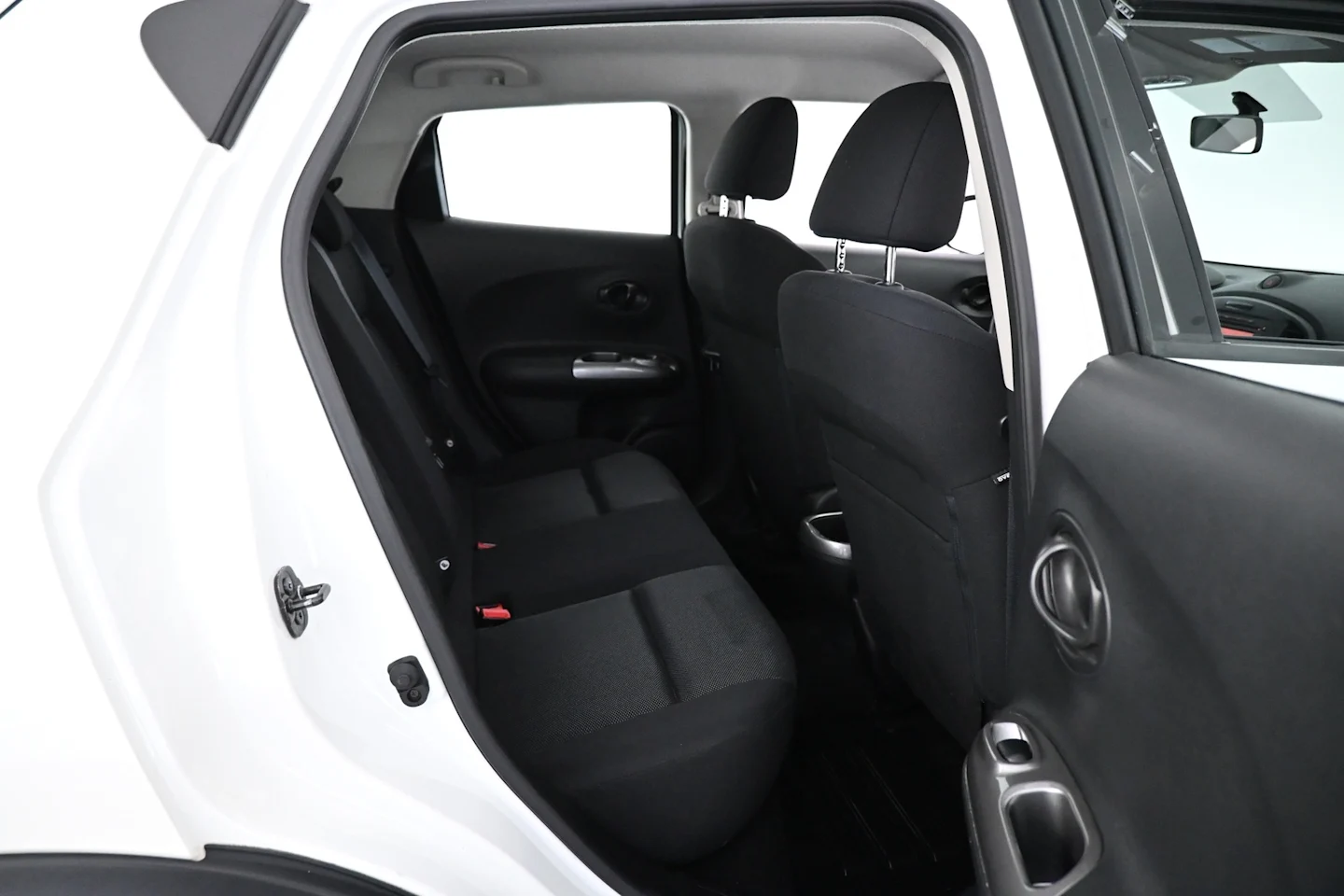 Car Image - 7LgmUIgAlLWbcoBfqSmjq4