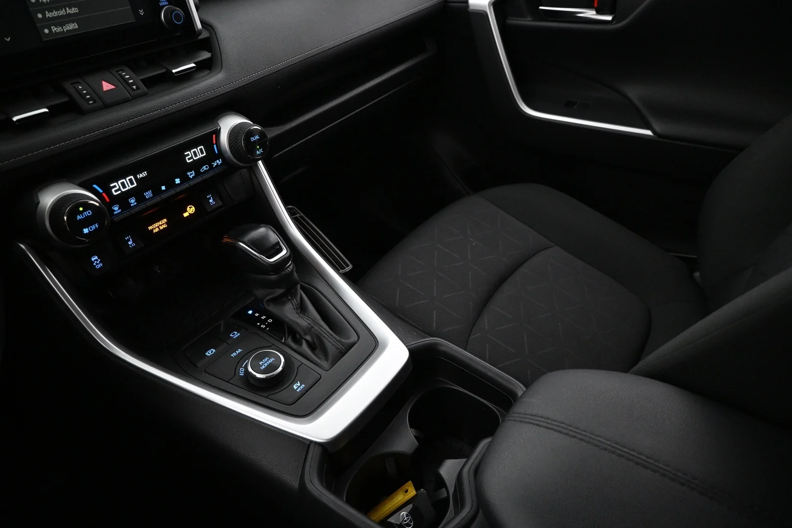 Car Image - 6F9itdeXnRaVzAex0aMUrH