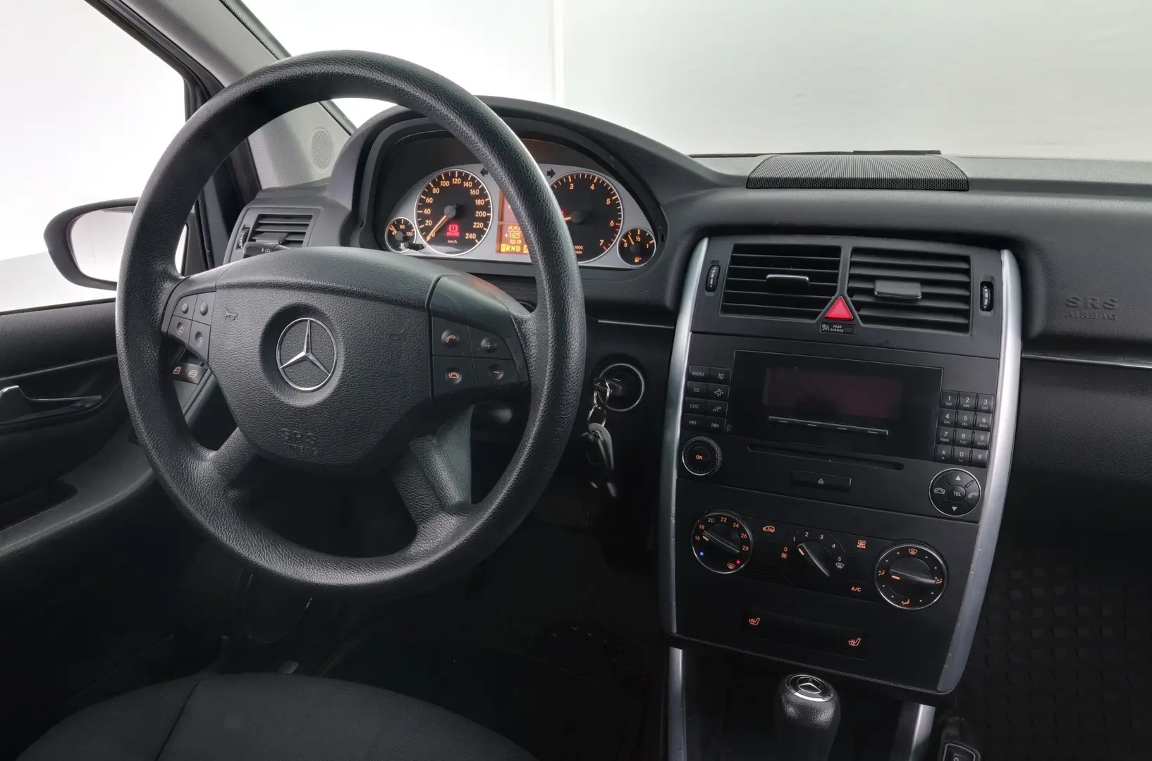 Car Image - 3Cvzmnow5i3lsEHQVLvGGx
