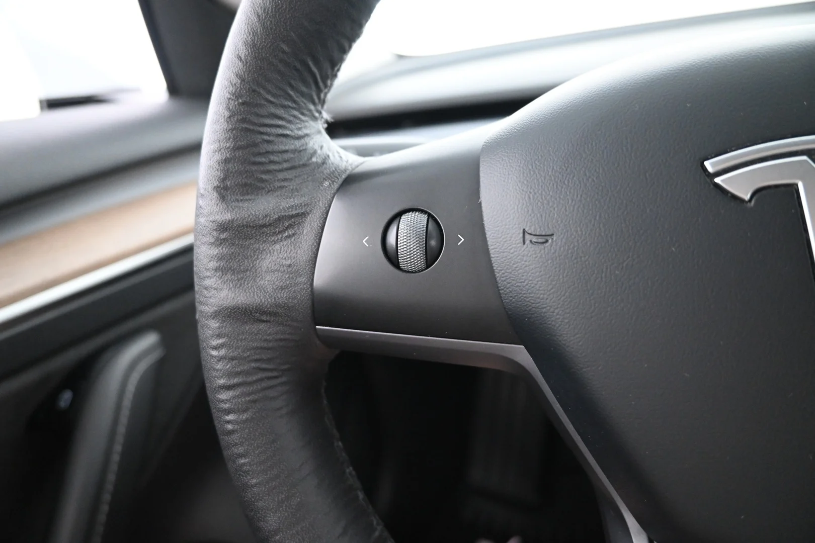 Car Image - 6mVDYmtTaH9UtFc2LLlleD