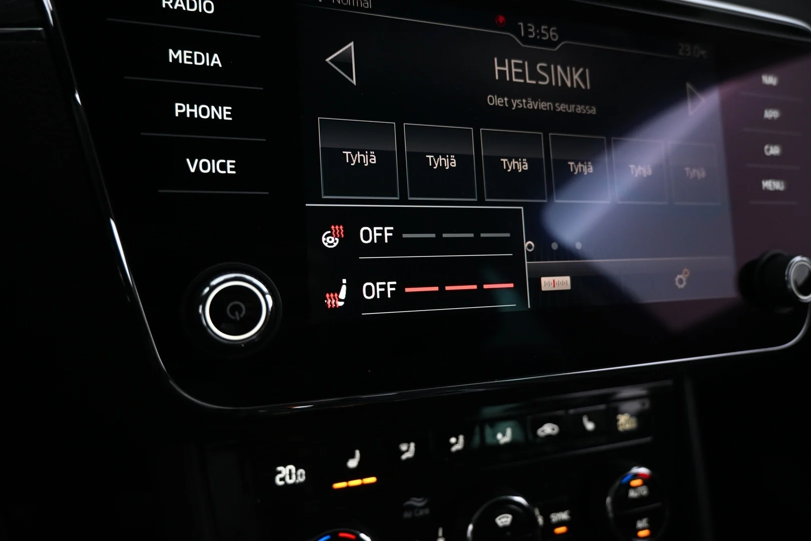 Car Image - 5jxPgzfrXf9zCUWUj6dKwH