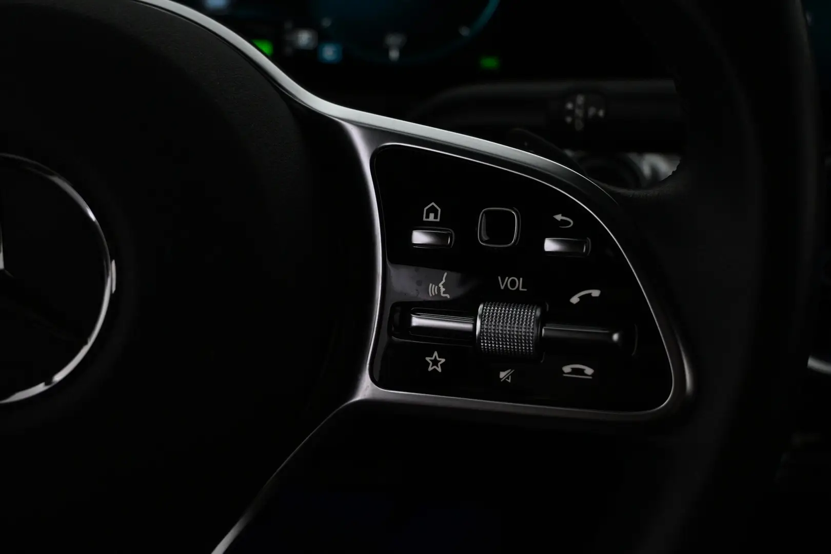 Car Image - 18CPAx3excHw56xBJOppj7