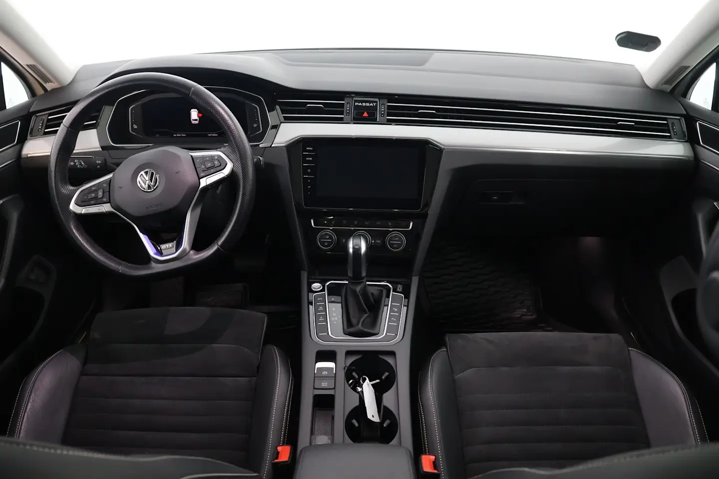 Car Image - 4aJyo3iVnCpC9sCSTrnH6q