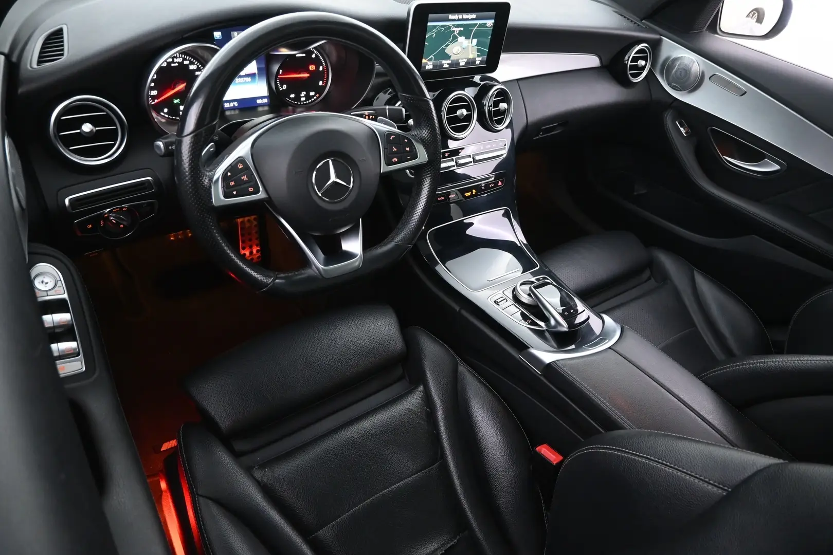 Car Image - 4IMvzRar0qPyUpGA6Ip293