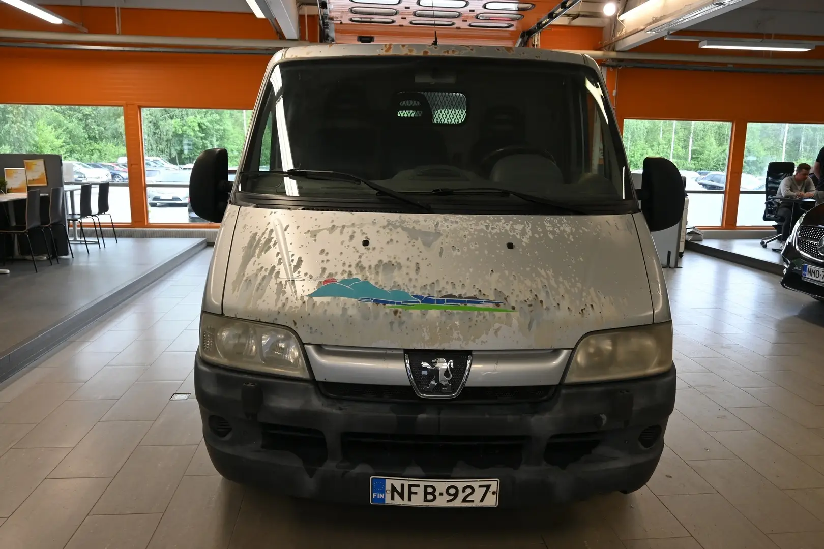 Car Image - 5TzyQ5ywX40qXP3niVTLSM