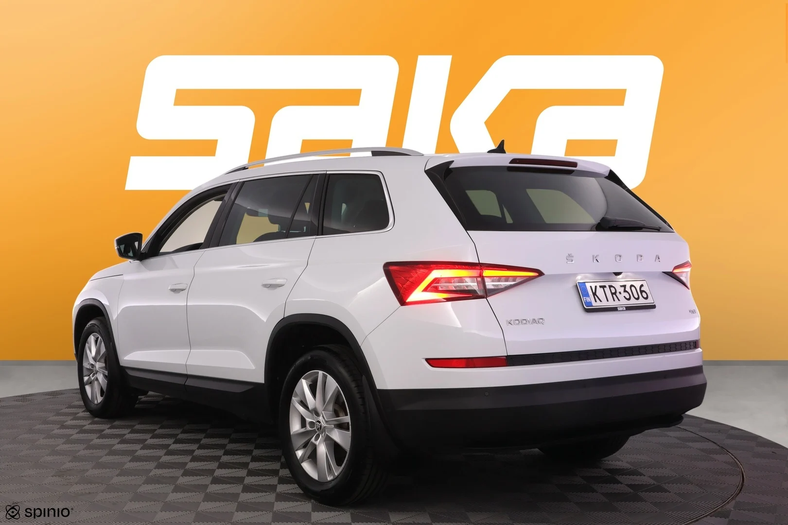 Car Image - 2SOrKvxEeSBfPIQ5jRhX6H