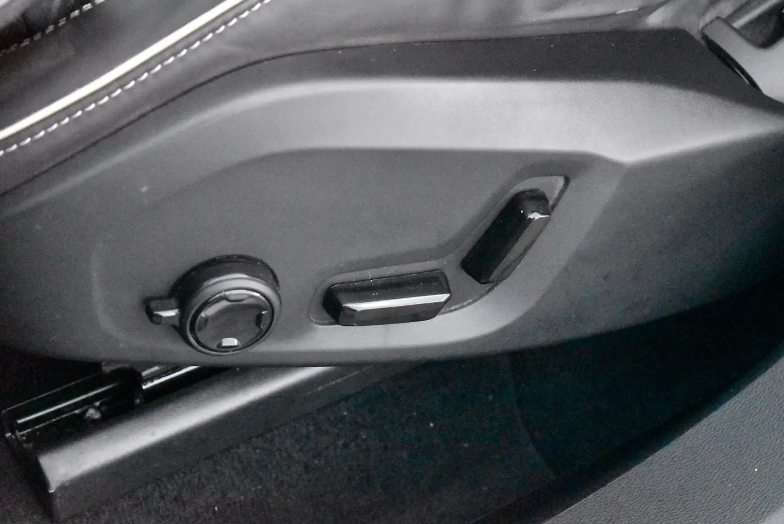 Car Image - 18Jthlmgc59QUndf0NQg3N