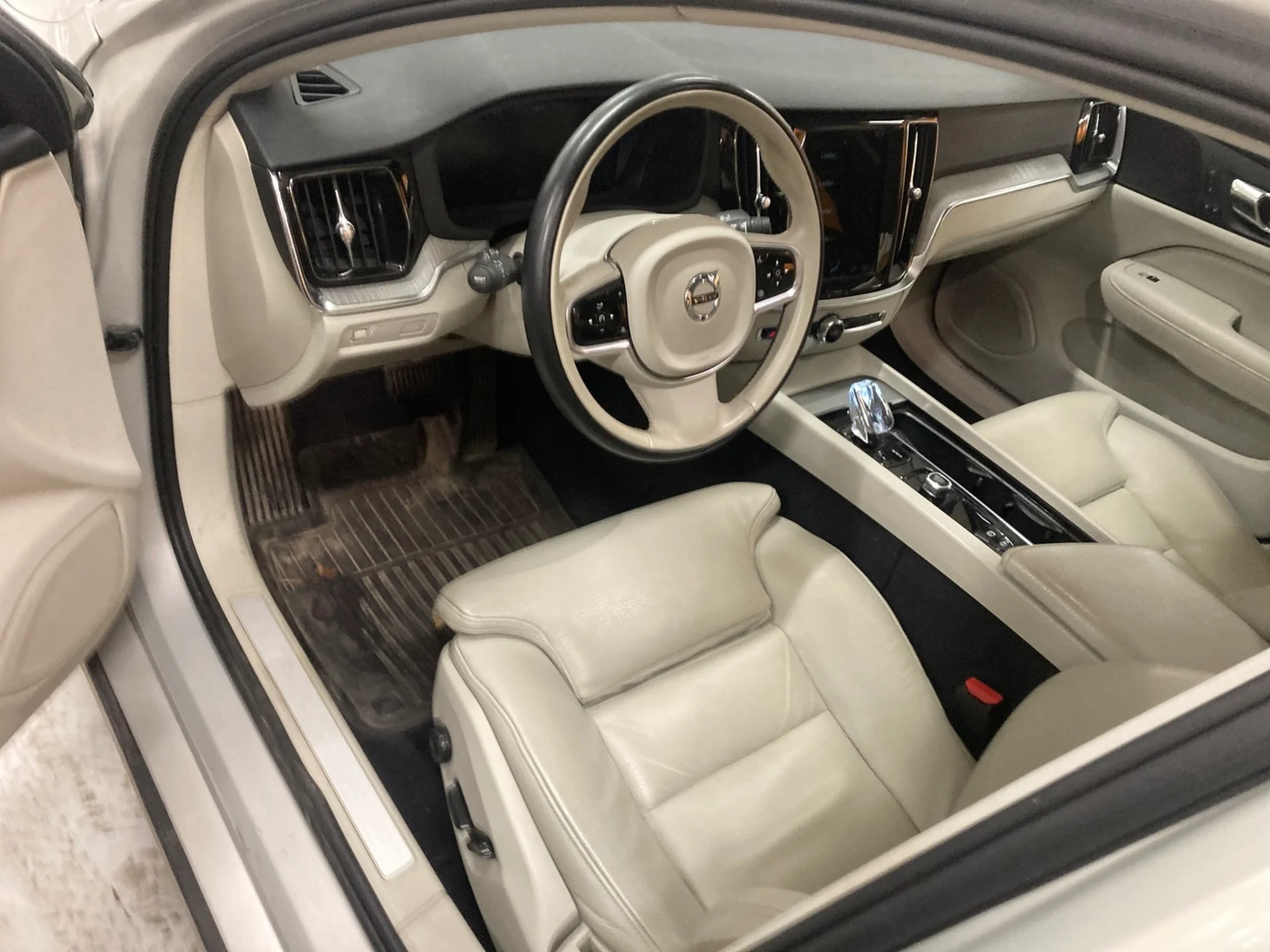 Car Image - 1T41VjekAdnt6G0r4qdKQF