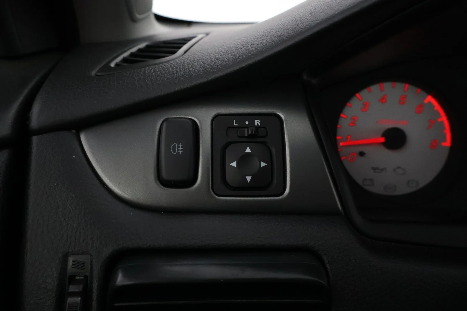 Car Image - 3Wj5YcMlRbOw6zXer1SSCd