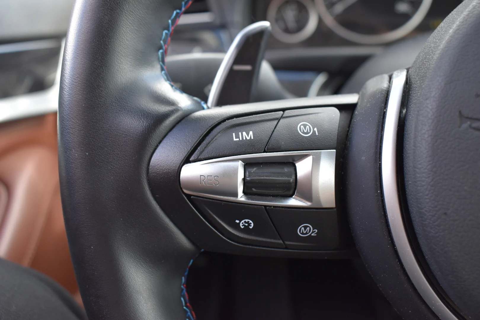 Car Image - 3Y3qDo8fgtbfjVHBZOt63L