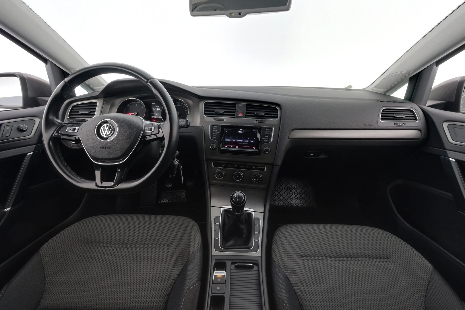 Car Image - 3PeVHMQXvBY2dcFrWzrDDf
