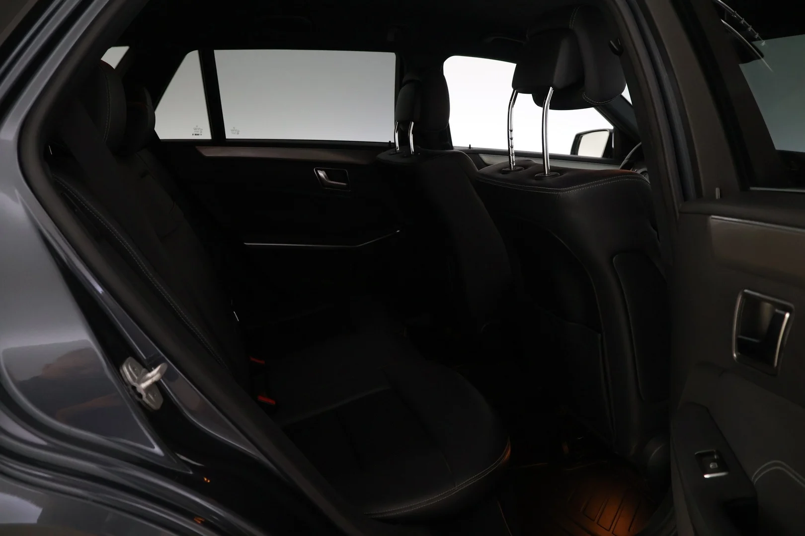 Car Image - 3b4tIwlkBwQRDHNE2WWawf