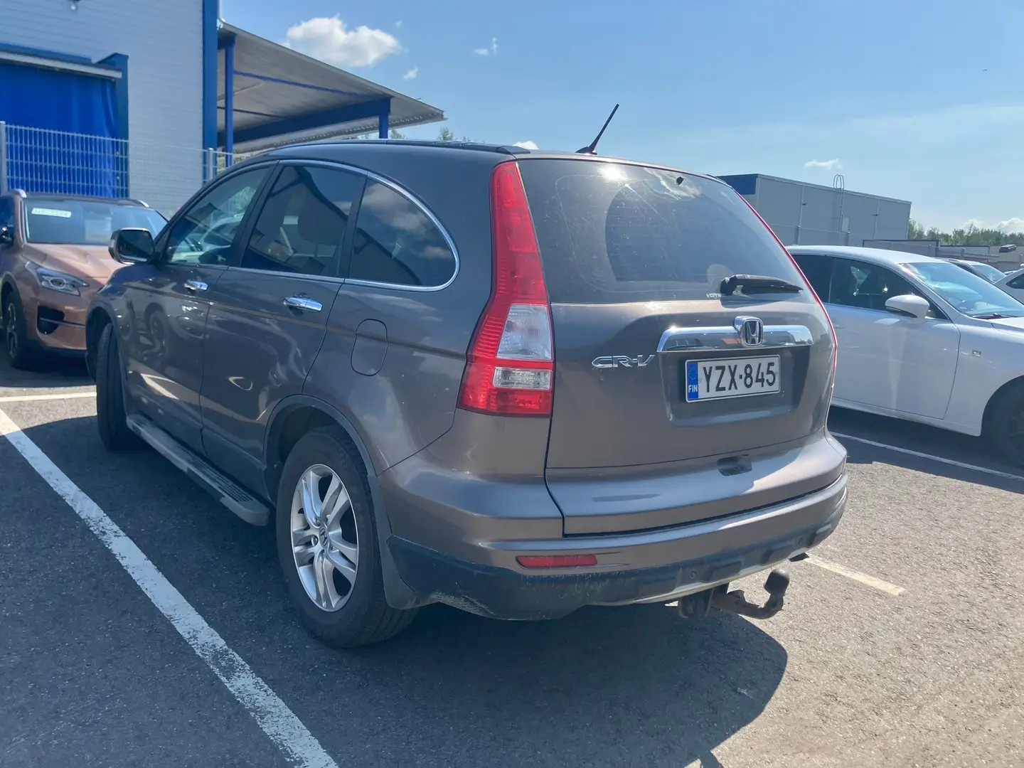 Car Image - 6eb9MIPrThN3MKyGdb0uZp