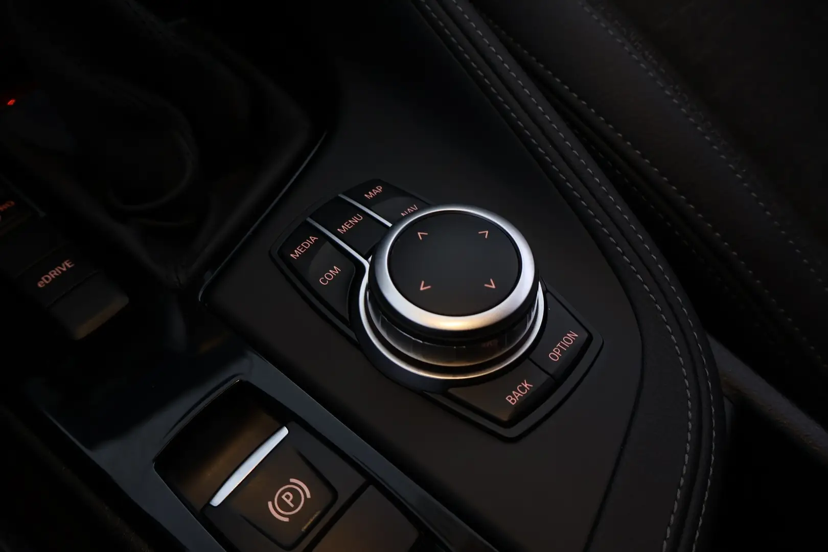 Car Image - 1UIbQaE4dLq00DDZ85Uvum