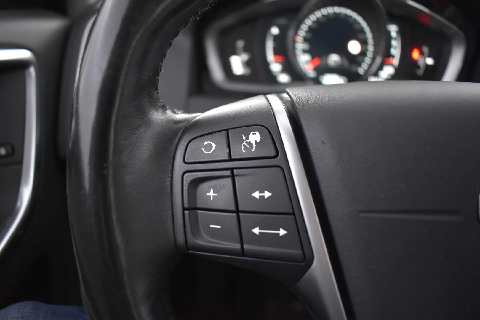 Car Image - 6ntizrJS4lKNVp8E2yy5jX