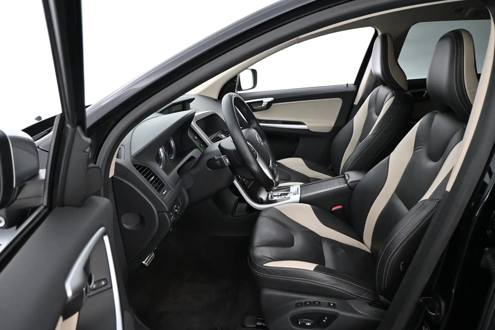 Car Image - 1ouhJNuYantcn0eC7Wdbrf