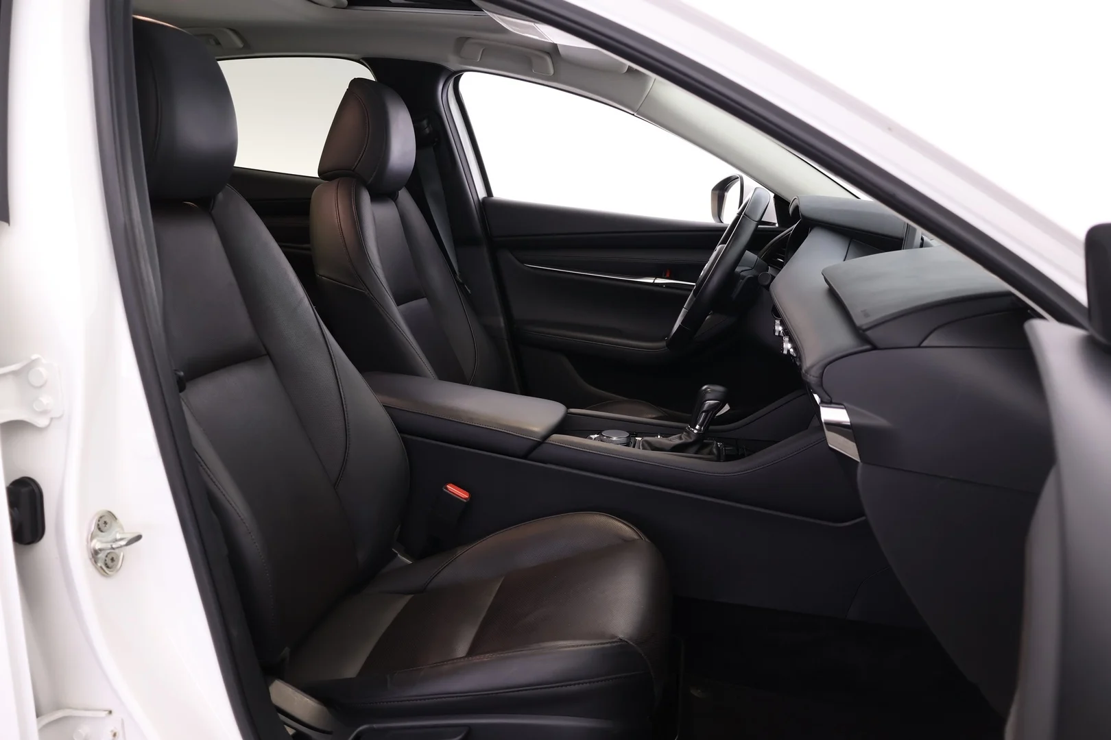 Car Image - 30sGwx67E38QK8cbQqm8Mm