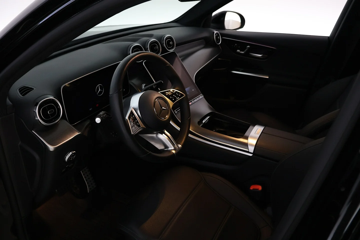 Car Image - XB5803OB68LWAvmxc8g6A