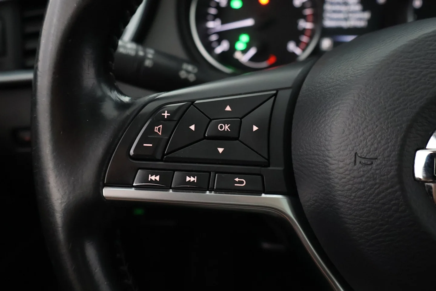 Car Image - 1izRQ3WpwFs3urWinvUZXv