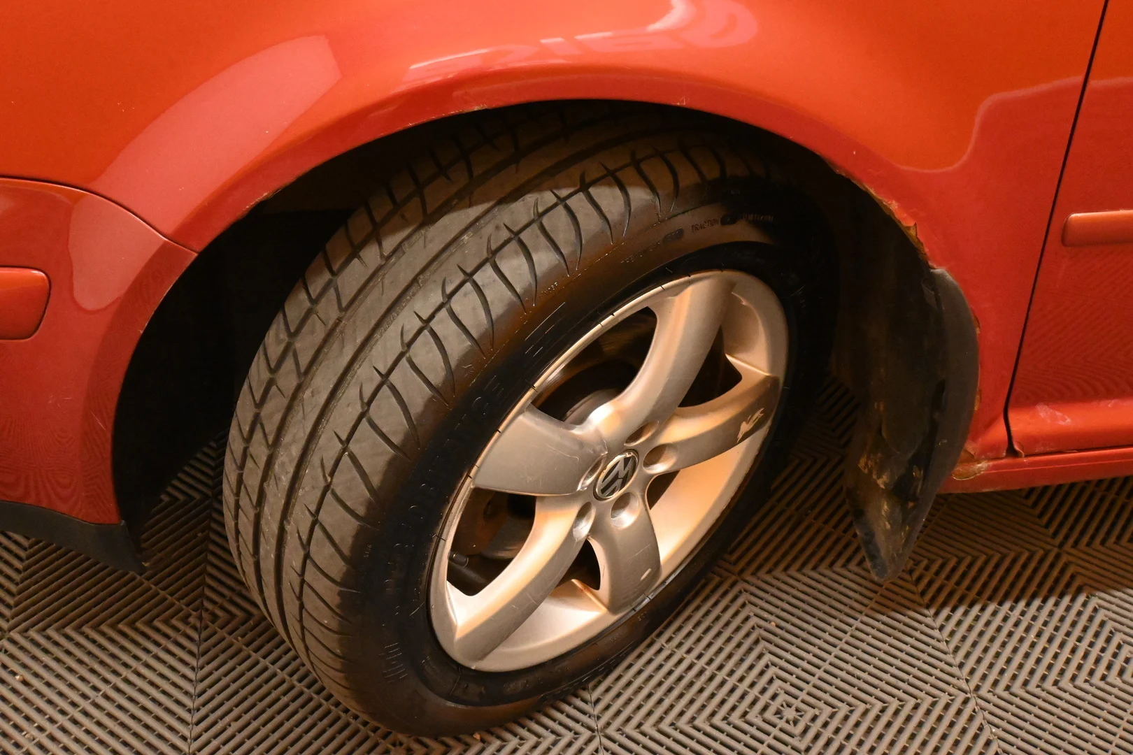 Car Image - nknZXcuqDu3u2kQLBkiny