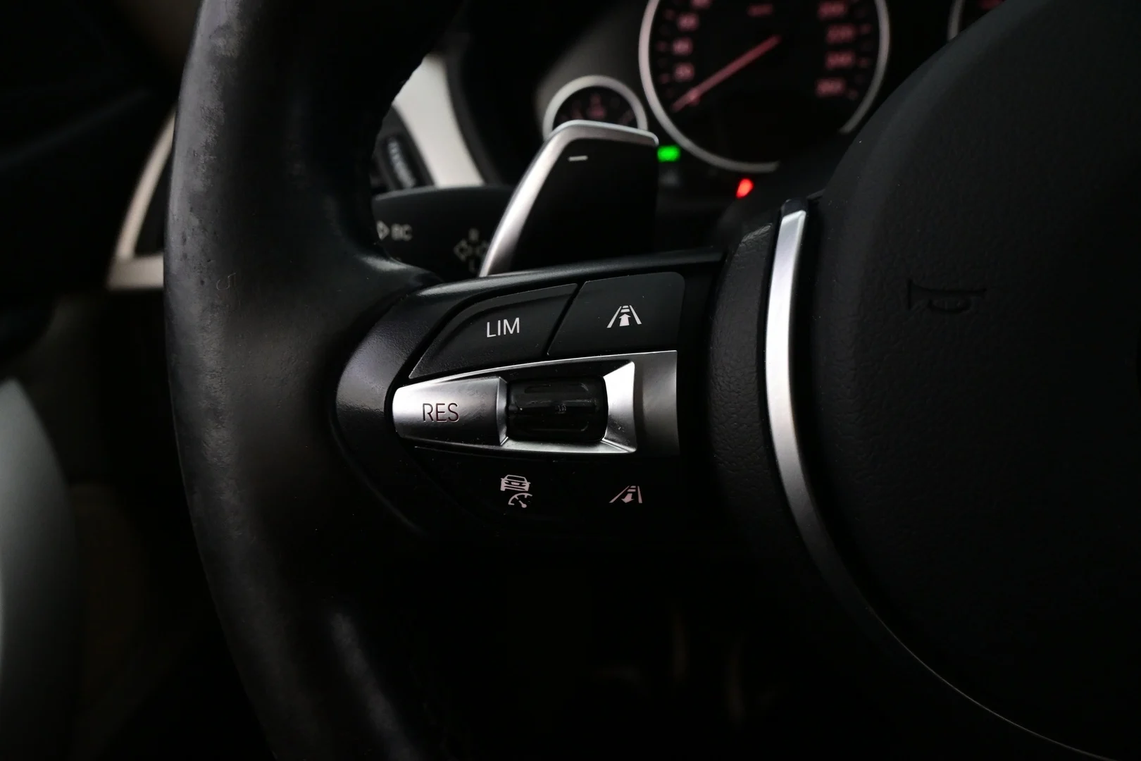 Car Image - 3IdlYemUscD6YniFGMtLoC