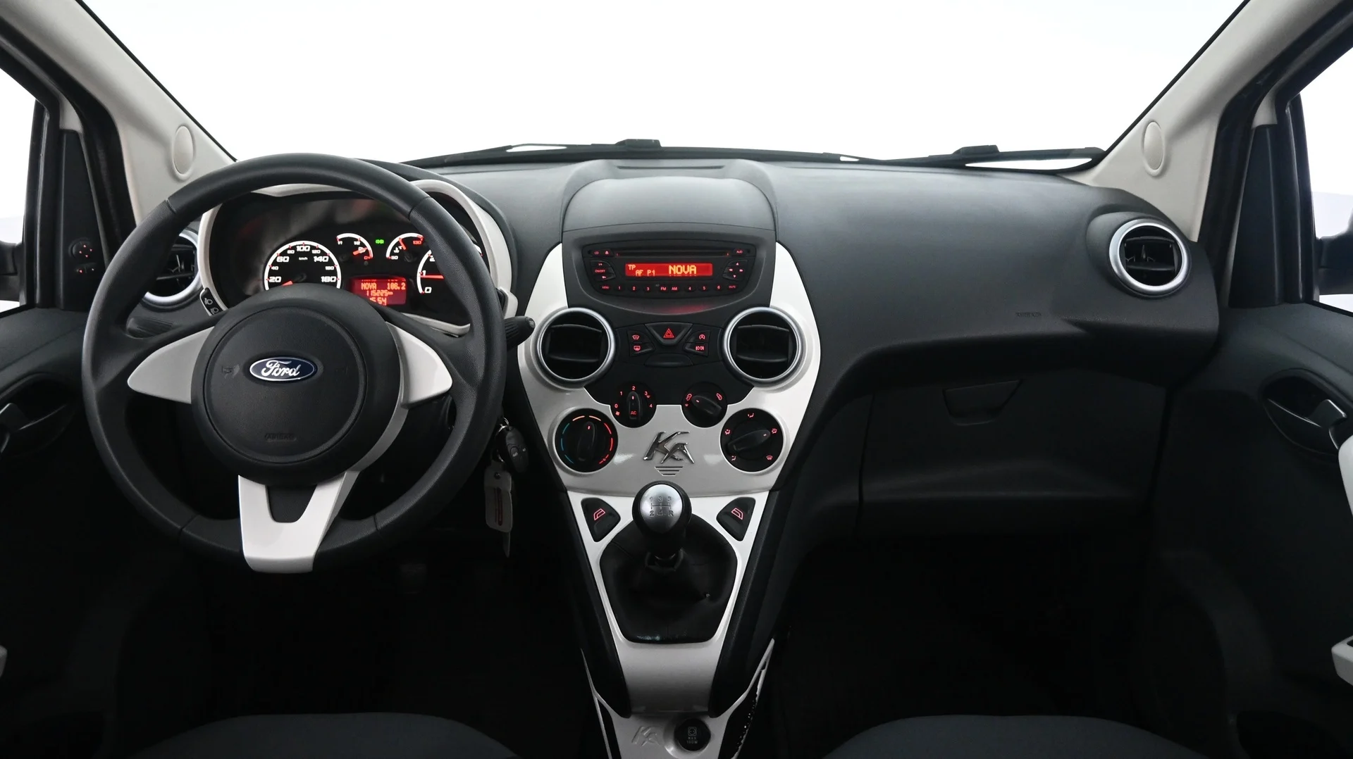 Car Image - 1WlUsDki8KM7cbcyNMru6x
