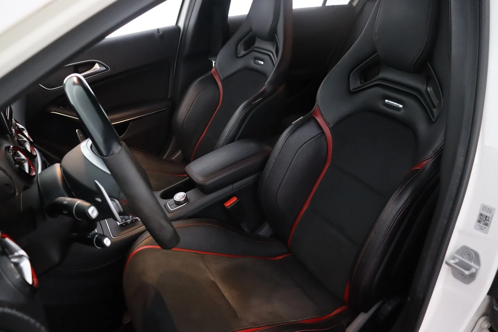 Car Image - 6DMiVvMb9lv0PW4TwoIdtj