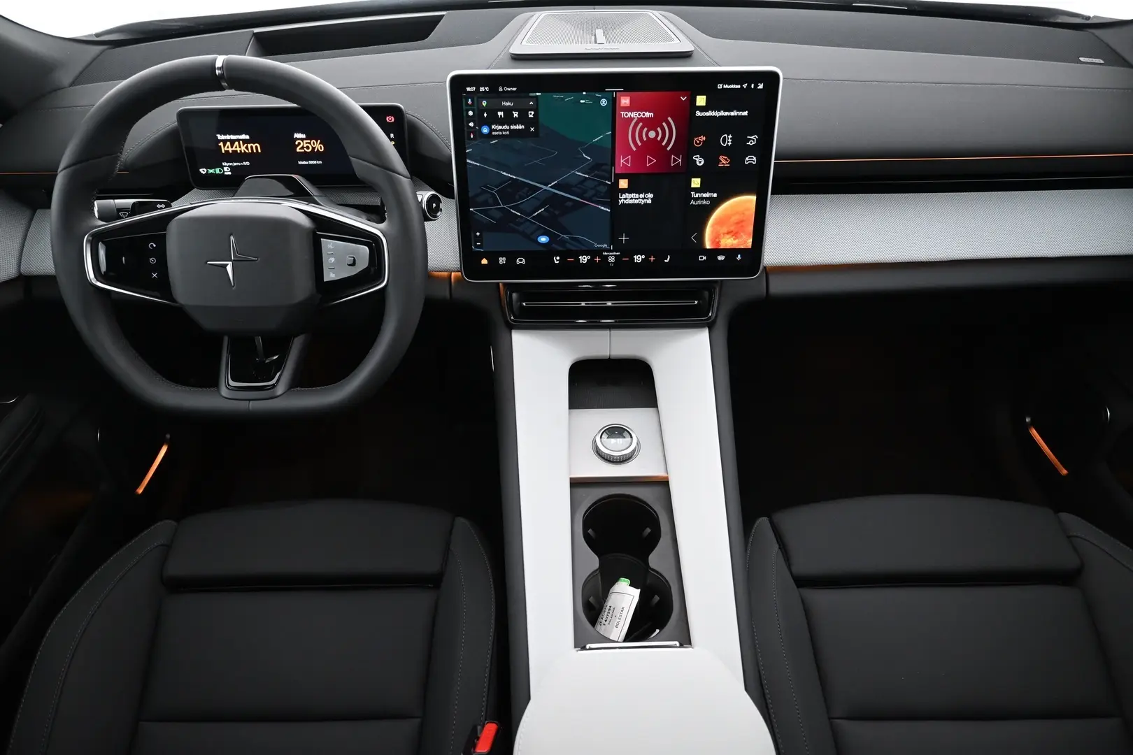 Car Image - Z4el73J9vVMLgCiWNs87r