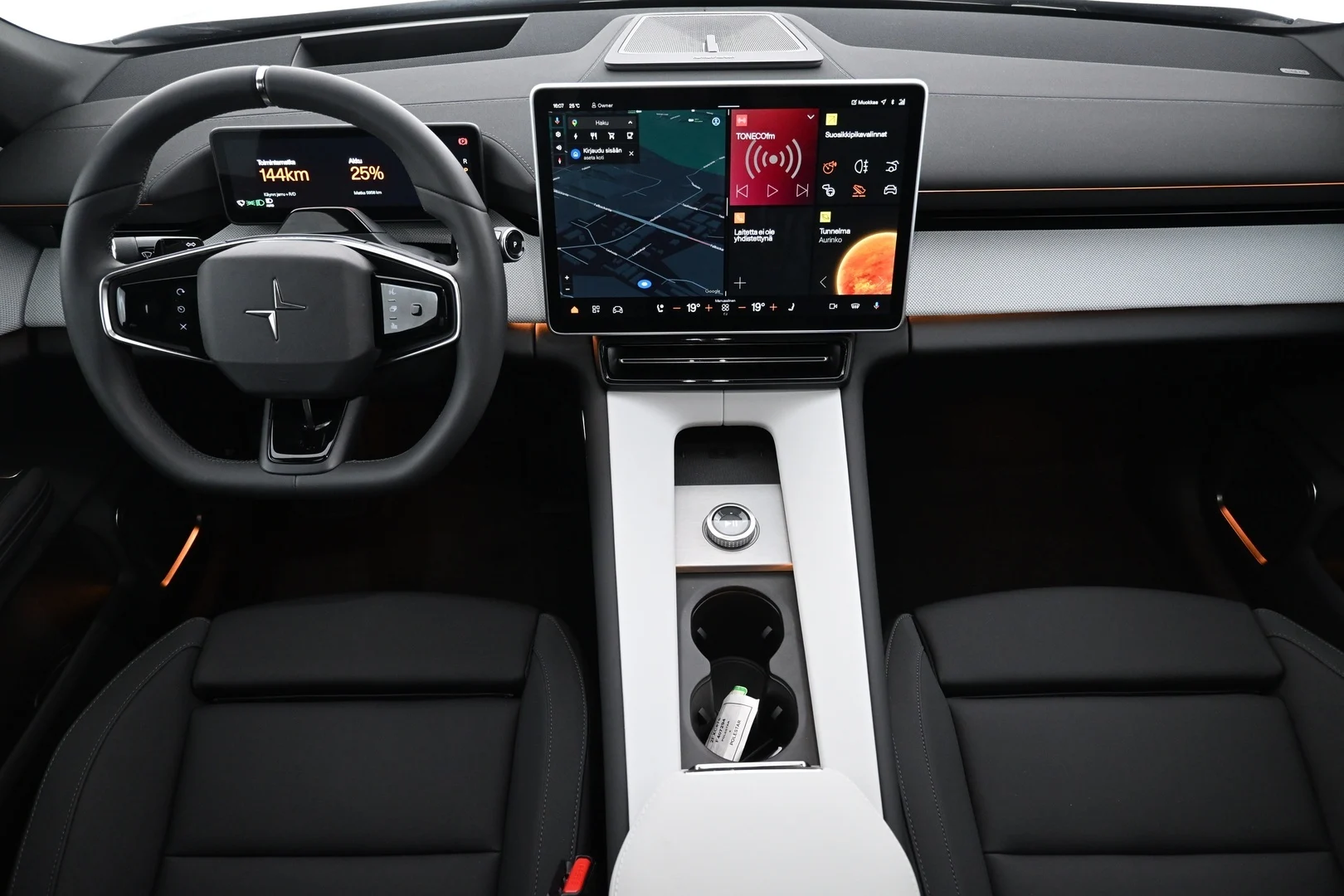 Car Image - Z4el73J9vVMLgCiWNs87r